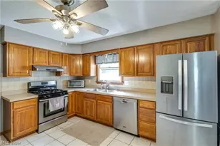 13452 Sunflower Ave NW, Mogadore, OH 44260 - Photo 14