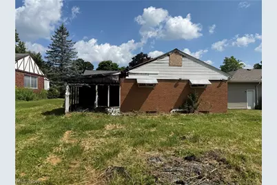 2573 San Pedro Drive, Youngstown, OH 44511 - Photo 2