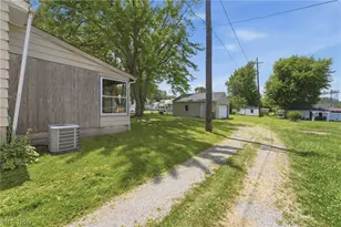 232 S 15th St, Sebring, OH 44672 - Photo 4