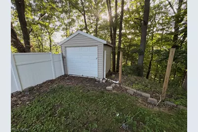 305 Sycamore Street, Mingo Junction, OH 43938 - Photo 32