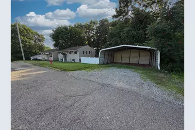 305 Sycamore Street, Mingo Junction, OH 43938 - Photo 2