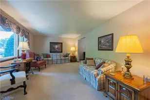 1507 Tamarisk, Poland, OH 44514 - Photo 4