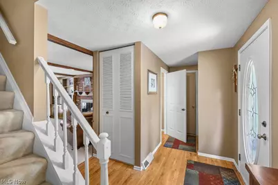 518 Treeside Drive, Stow, OH 44224 - Photo 4