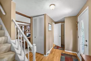 518 Treeside Dr, Stow, OH 44224 - Photo 4