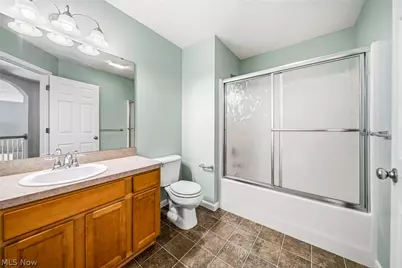 7025 Easton Way W, Concord Twp, OH 44060 - Photo 32