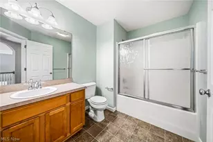 7025 Easton Way W, Concord Twp, OH 44060 - Photo 32