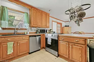 13166 Meadow St NE, Alliance, OH 44601 - Photo 12