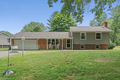 13166 Meadow Street NE, Alliance, OH 44601 - Photo 1