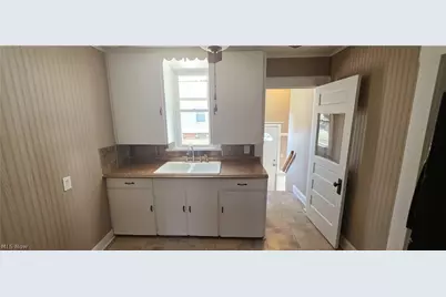 1220 Homedale Avenue NW, Canton, OH 44708 - Photo 2