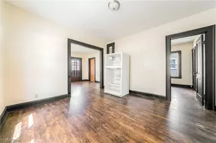 1318 Middle Ave, Elyria, OH 44035 - Photo 12