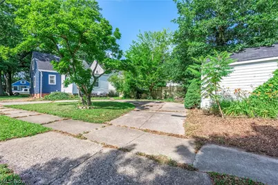 14404 Broxton Avenue, Loveland, OH 44111 - Photo 36