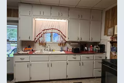 332 N 12th Street, Coshocton, OH 43812 - Photo 4