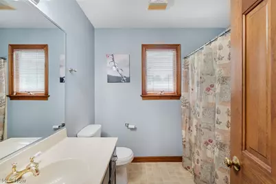 3053 Chablis Lane, Youngstown, OH 44514 - Photo 38