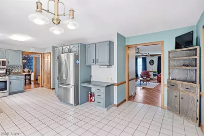 3053 Chablis Lane, Youngstown, OH 44514 - Photo 14