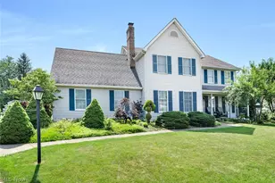 3053 Chablis Ln, Youngstown, OH 44514 - Photo 2