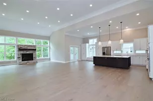 7994 Canyon Ridge, Chagrin Falls, OH 44023 - Photo 2