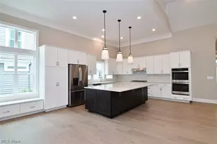 7994 Canyon Ridge, Chagrin Falls, OH 44023 - Photo 8