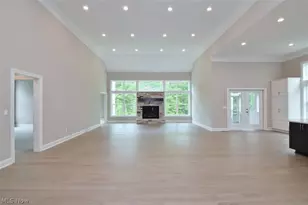 7994 Canyon Ridge, Chagrin Falls, OH 44023 - Photo 6
