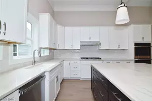 7994 Canyon Ridge, Chagrin Falls, OH 44023 - Photo 12