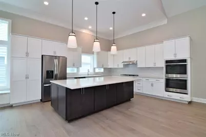 7994 Canyon Ridge, Chagrin Falls, OH 44023 - Photo 10