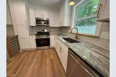 12173 Bradford Drive, Chardon, OH 44024 - Photo 12