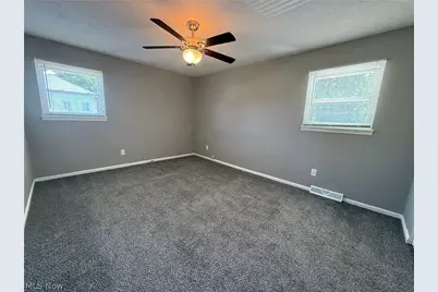 7682 Pinehurst Drive, Mentor on the Lake, OH 44060 - Photo 12