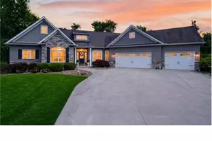 5081 Crooked Creek Dr, Wooster, OH 44691 - Photo 2