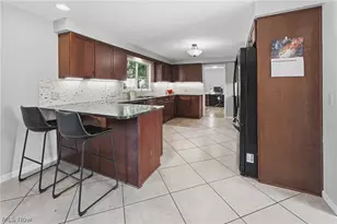 1251 Grenada Dr NE, Canton, OH 44714 - Photo 16