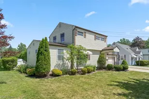 2323 13th St, Cuyahoga Falls, OH 44223 - Photo 2