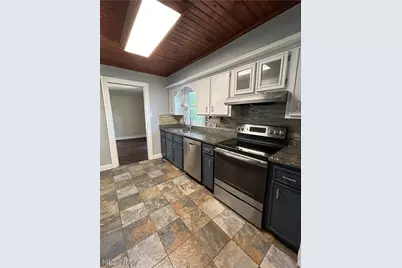 2337 Schubert Street, Cuyahoga Falls, OH 44221 - Photo 8