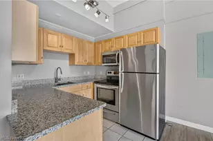1900 Euclid Ave, Loveland, OH 44115 - Photo 6