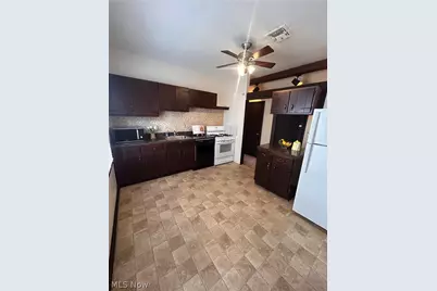 1707 W 31st Place, Loveland, OH 44113 - Photo 4