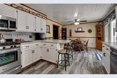 3130 Foothill Drive SE, New Philadelphia, OH 44663 - Photo 16