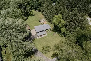 875 Dunning Rd, New Franklin, OH 44614 - Photo 4