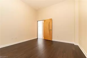 1951 W 26th St, Loveland, OH 44113 - Photo 18