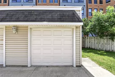 2807 Clinton Avenue, Loveland, OH 44113 - Photo 28