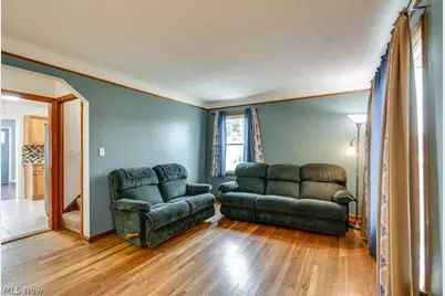 30000 Elgin Road, Wickliffe, OH 44092 - Photo 8