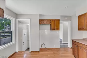 13702 Wainstead Ave, Loveland, OH 44111 - Photo 6