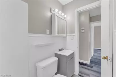 13702 Wainstead Avenue, Loveland, OH 44111 - Photo 14