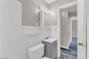 13702 Wainstead Ave, Loveland, OH 44111 - Photo 14