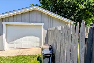131 Grove Dr, Ashtabula, OH 44004 - Photo 20