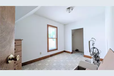 131 Grove Drive, Ashtabula, OH 44004 - Photo 12