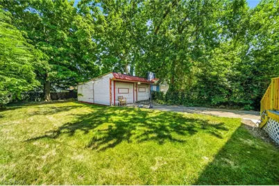 801 E 157 Street, Loveland, OH 44110 - Photo 26