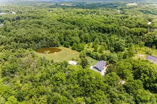 11292 Butternut Rd, Chardon, OH 44024 - Photo 4