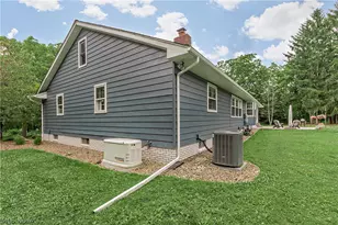 11292 Butternut Rd, Chardon, OH 44024 - Photo 38