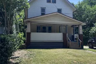 418 Stanton Ave, Akron, OH 44301 - Photo 2