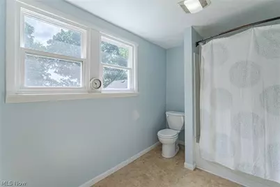 1539 Overlook Drive, Akron, OH 44314 - Photo 14