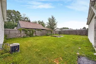 34502 Beachpark Dr, Eastlake, OH 44095 - Photo 18