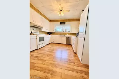 218 N 3rd Street, Toronto, OH 43964 - Photo 12