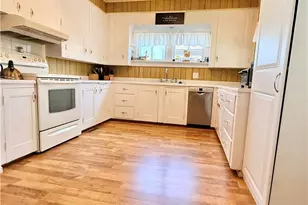 218 N 3rd St, Toronto, OH 43964 - Photo 12